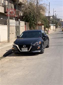 نيسان ألتيما